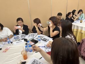 Workshop thực hành “Phương pháp nhận biết Tiền thật– Tiền giả và An toàn kho quỹ” cho CBNV PGBank tại Hà Nội(17)